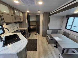 2025 Hideout 241DBWE $39,294 +dmv Clearance Sale