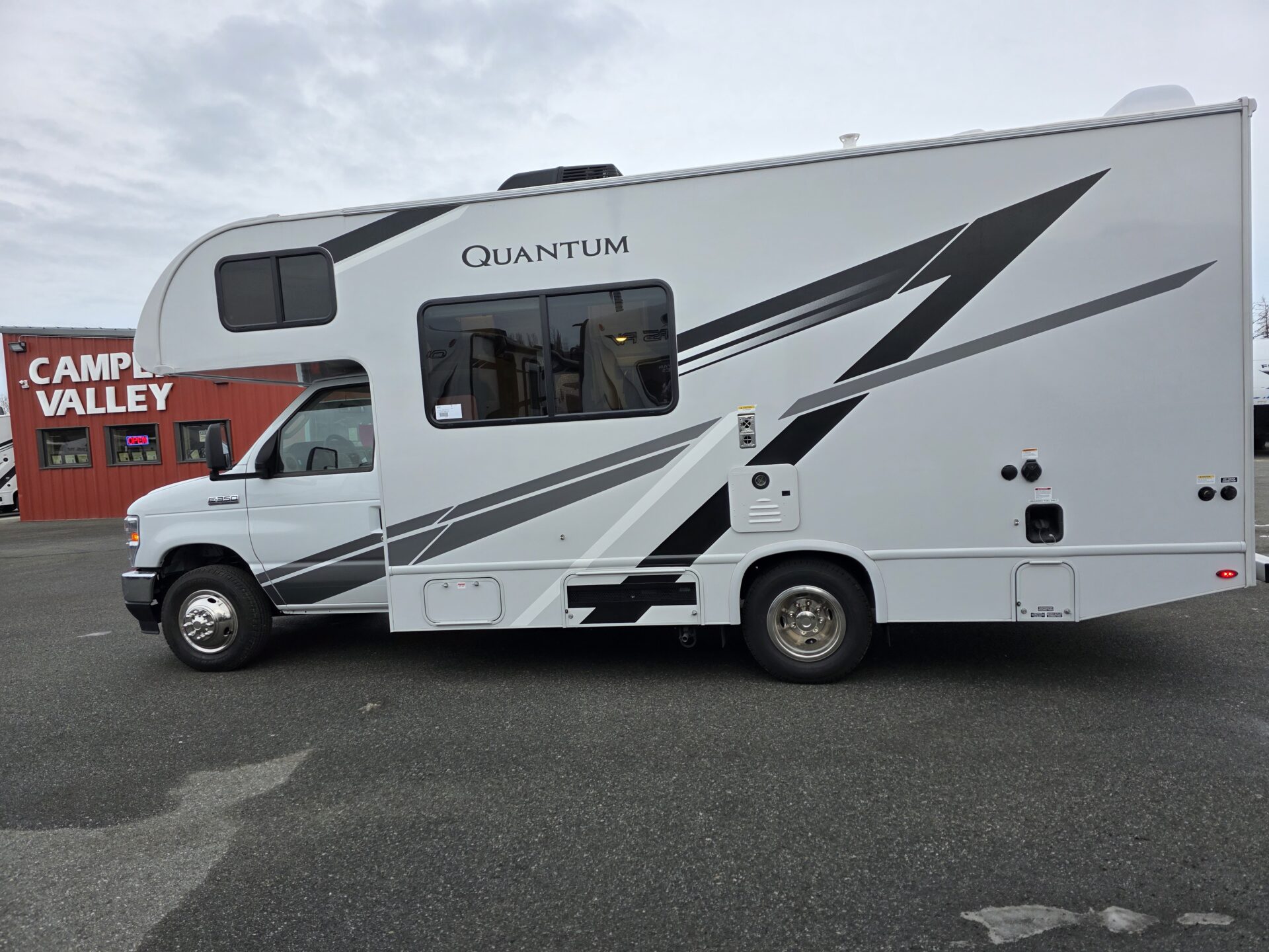2026 Thor Quantum LC21 $105,294 + dmv Clearance Sale - Image 52